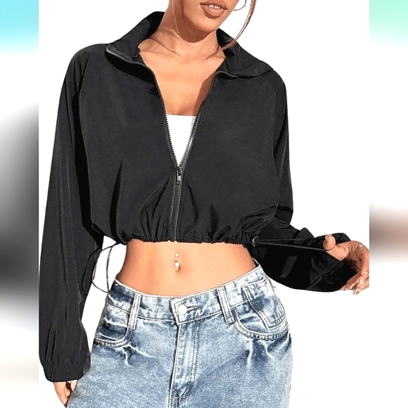 Forever 21 Jackets & Blazers - FOREVER 21 Cropped Ruched Zip Wind Breaker Jacket EUC